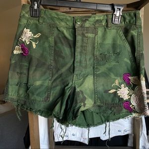 Free People Sexy Camo Distressed Floral Shorts